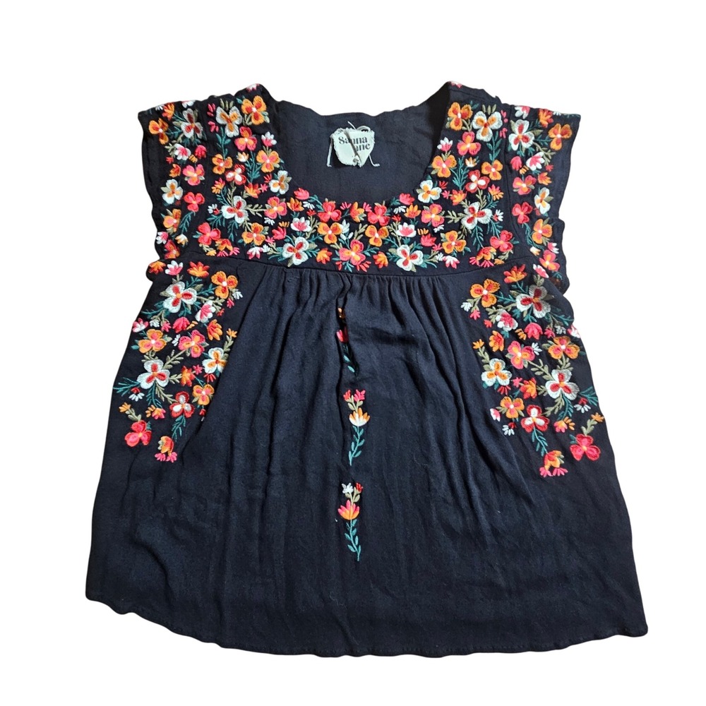 Savanna Jane Embroidered Floral Cap-Sleeve Blouse